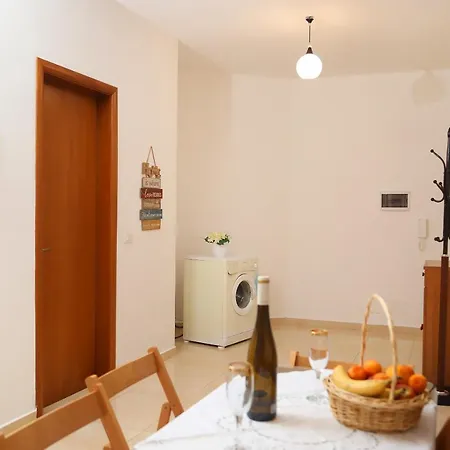 Sweet Holidays Near The & Center Of Apartment *