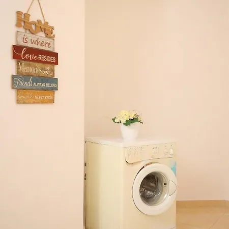 Sweet Holidays Near The & Center Of Apartment *