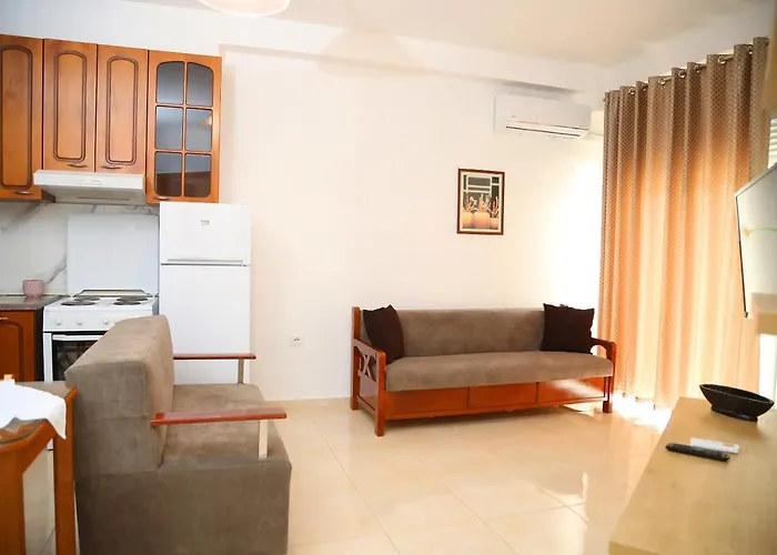 Sweet Holidays Near The & Center Of Vlorë