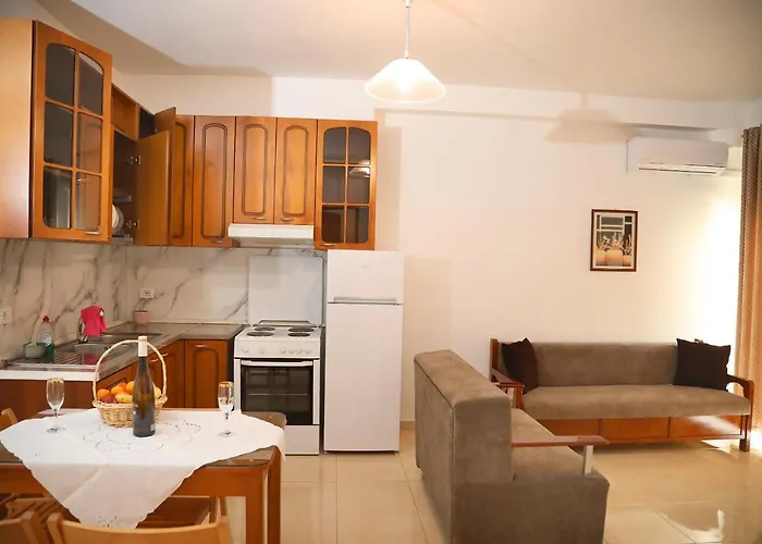 Sweet Holidays Near The & Center Of Vlorë